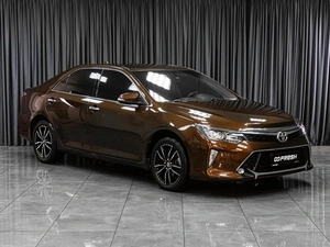 Седан Toyota Camry 2018 года, 2399000 рублей, Тюмень