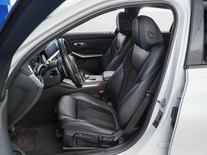 Седан BMW 3 серия 2019 года, 3670000 рублей, Москва