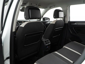 Внедорожник Volkswagen Tiguan 2019 года, 2649050 рублей, Москва
