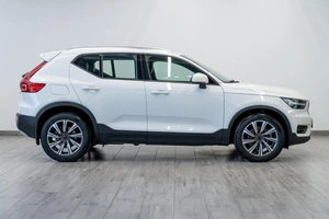 Внедорожник Volvo XC40 2019 года, 2499000 рублей, Саратов