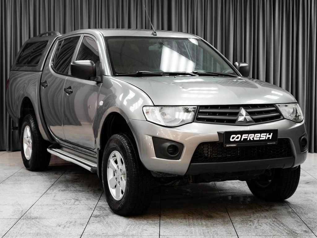Пикап Mitsubishi L200 2015 года, 1229000 рублей, Тюмень