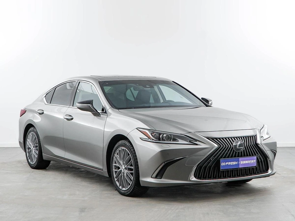 Седан Lexus ES 2019 года, 3689050 рублей, Москва