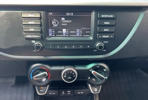Седан Kia Rio 2019 года, 1325000 рублей, Солонцы