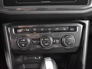 Внедорожник Volkswagen Tiguan 2018 года, 2098900 рублей, Казань