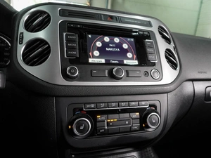 Внедорожник Volkswagen Tiguan 2013 года, 1409000 рублей, Воронеж