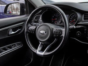 Седан Kia Rio 2020 года, 1650000 рублей, Волгоград