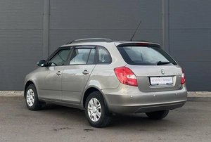 Универсал Skoda Fabia 2011 года, 500000 рублей, Солонцы