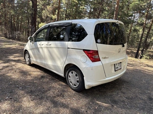 Минивэн Honda Freed 2009 года, 900000 рублей, Абакан