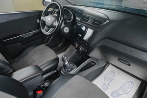 Седан Kia Rio 2013 года, 759000 рублей, Тюмень