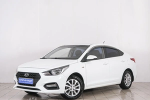 Седан Hyundai Solaris 2018 года, 1259000 рублей, Красноярск