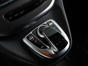 Минивэн Mercedes-benz V-класс 2019 года, 4698000 рублей, Москва