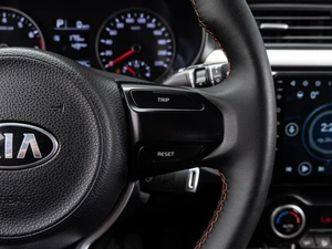 Седан Kia Rio 2019 года, 1380000 рублей, Краснодар