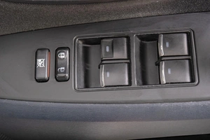 Универсал Toyota Avensis 2012 года, 1399000 рублей, Томск