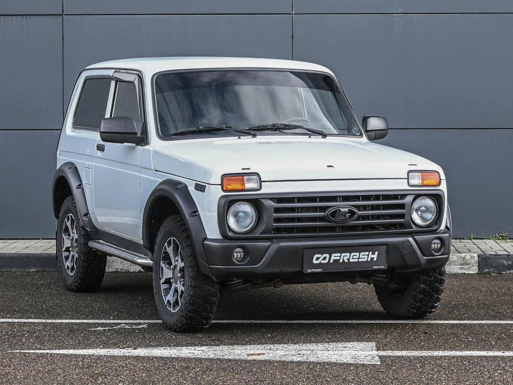 Внедорожник ВАЗ (LADA) 4x4 (Нива) 2018 года, 699000 рублей, Кирилловка
