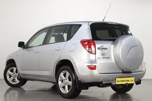 Внедорожник Toyota RAV4 2008 года, 1099000 рублей, Челябинск