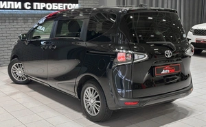Минивэн Toyota Sienta 2020 года, 1447000 рублей, Красноярск