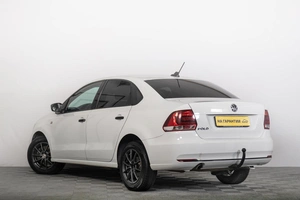 Седан Volkswagen Polo 2017 года, 1049000 рублей, Томск