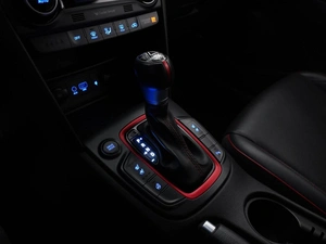 Внедорожник Hyundai Kona 2019 года, 1987444 рублей, Москва