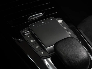 Седан Mercedes-benz CLA-класс 2022 года, 4189000 рублей, Тюмень