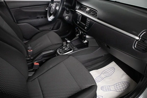 Хетчбэк Kia Rio X-Line 2019 года, 1649000 рублей, Оренбург