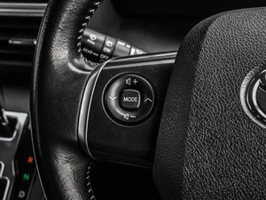 Минивэн Toyota Sienta 2018 года, 1829000 рублей, Кирилловка