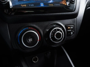 Седан Kia Rio 2012 года, 874000 рублей, Волгоград