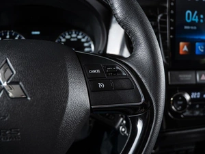 Внедорожник Mitsubishi Outlander 2018 года, 1990000 рублей, Волгоград