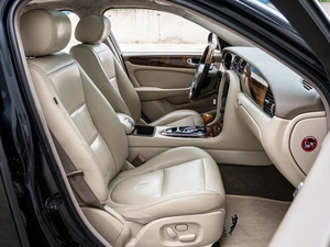 Седан Jaguar XJ 2003 года, 2120000 рублей, Краснодар
