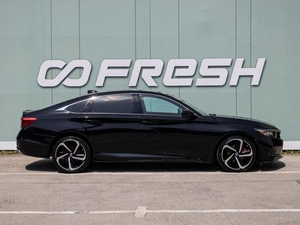 Седан Honda Accord 2020 года, 2050000 рублей, Большой Сочи