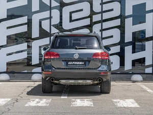 Внедорожник Volkswagen Touareg 2012 года, 2200000 рублей, Краснодар