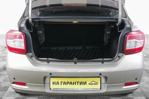 Седан Renault Logan 2017 года, 889000 рублей, Кемерово