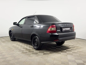 Седан ВАЗ (LADA) Priora 2017 года, 568900 рублей, Казань
