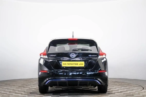 Хетчбэк Nissan Leaf 2018 года, 1749000 рублей, Пермь