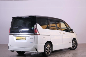 Минивэн Nissan Serena 2018 года, 2289000 рублей, Омск