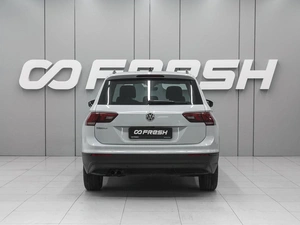 Внедорожник Volkswagen Tiguan 2019 года, 2459000 рублей, Ростов-на-Дону