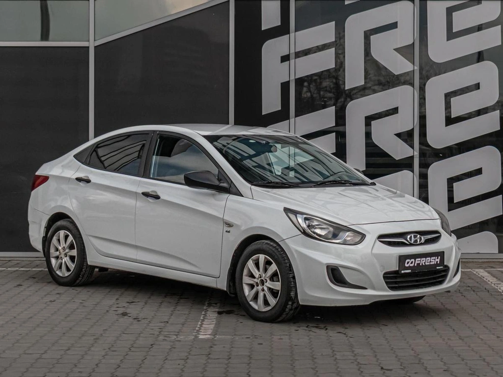 Седан Hyundai Solaris 2014 года, 880000 рублей, Краснодар