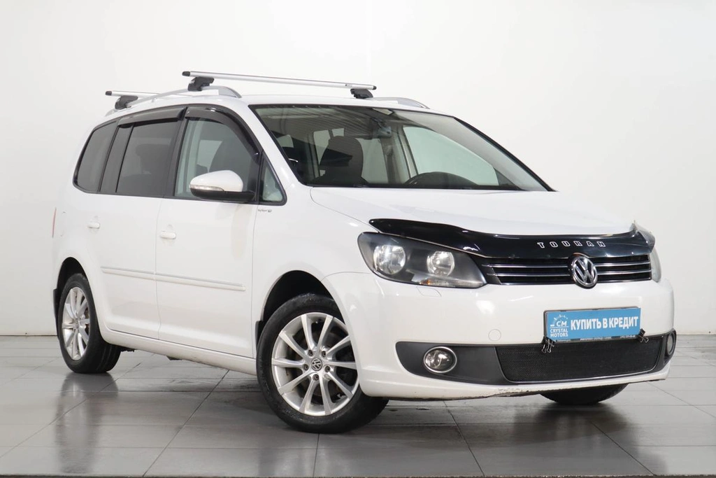 Минивэн Volkswagen Touran 2011 года, 1199000 рублей, Челябинск