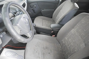 Хетчбэк Renault Sandero 2011 года, 499000 рублей, Кемерово