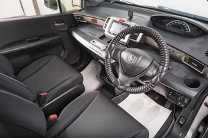 Минивэн Honda Freed 2012 года, 1199000 рублей, Томск