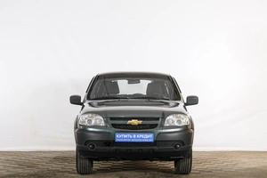 Внедорожник Chevrolet Niva 2018 года, 789000 рублей, Тюмень