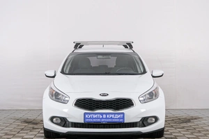 Хетчбэк Kia Ceed 2014 года, 929000 рублей, Красноярск