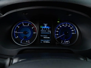 Пикап Toyota Hilux 2015 года, 3498999 рублей, Москва