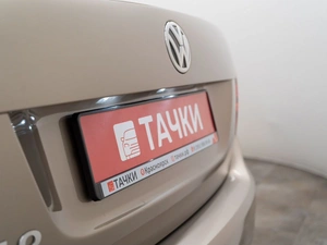 Седан Volkswagen Polo 2020 года, 1050000 рублей, Красноярск