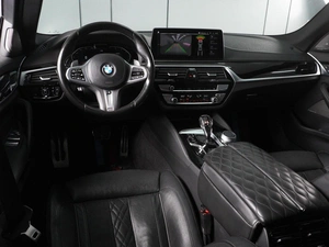 Седан BMW 5 серия 2023 года, 6300000 рублей, Минеральные Воды