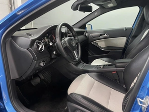 Хетчбэк Mercedes-benz A-класс 2013 года, 1350000 рублей, Ярославль