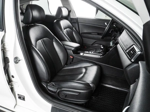 Седан Kia Optima 2016 года, 1599000 рублей, Воронеж