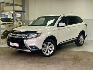 Внедорожник Mitsubishi Outlander 2015 года, 1864000 рублей, Красноярск