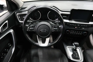 Хетчбэк Kia Ceed 2018 года, 1699000 рублей, Омск