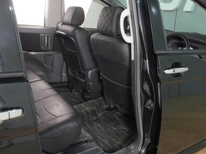Минивэн Toyota Isis 2009 года, 1484000 рублей, Воронеж
