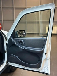 Внедорожник ВАЗ (LADA) Niva Travel 2022 года, 1067000 рублей, Красноярск